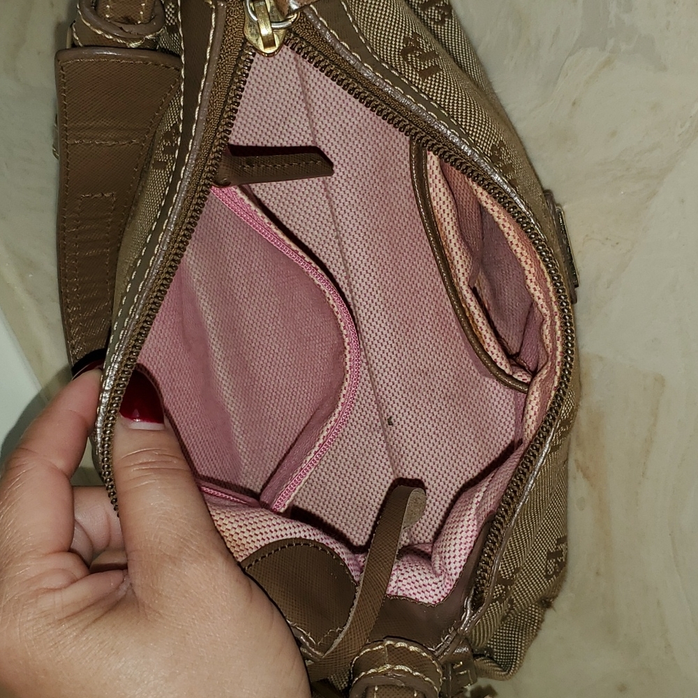 Dooney & Bourke Purse & Wristlet Combo - Picture 11 of 17